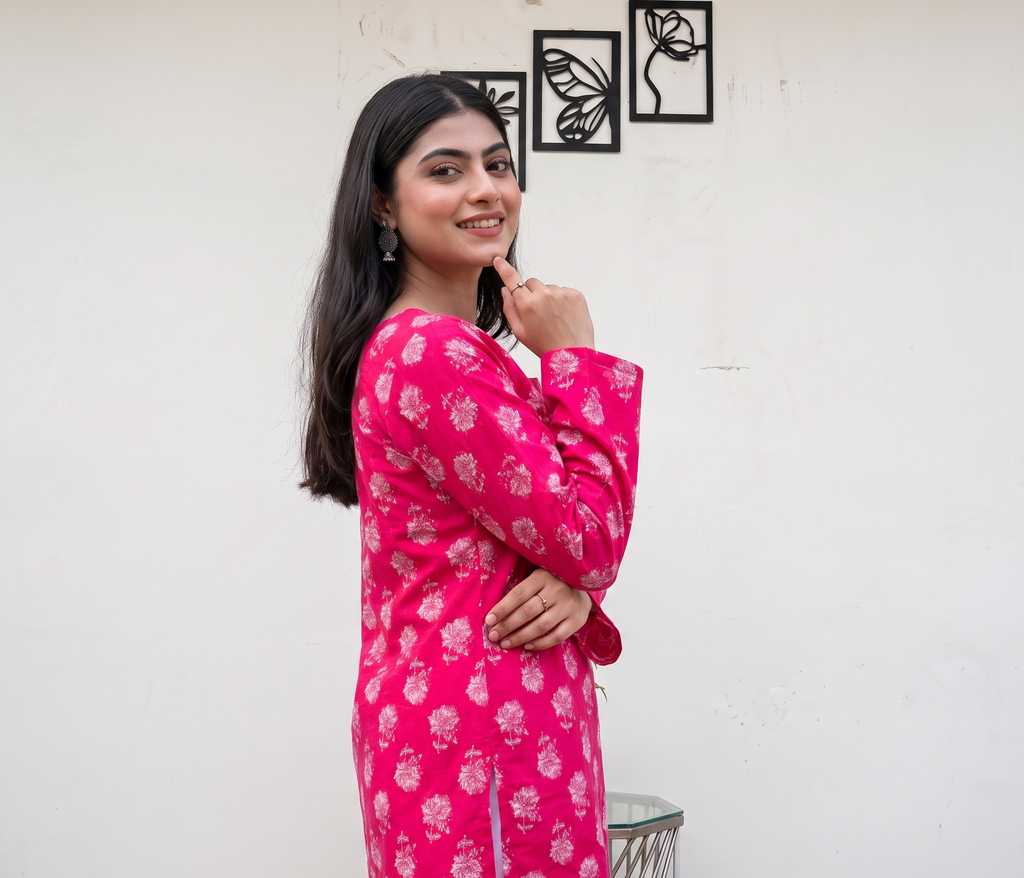Women Rayon Printed Short Kurti
