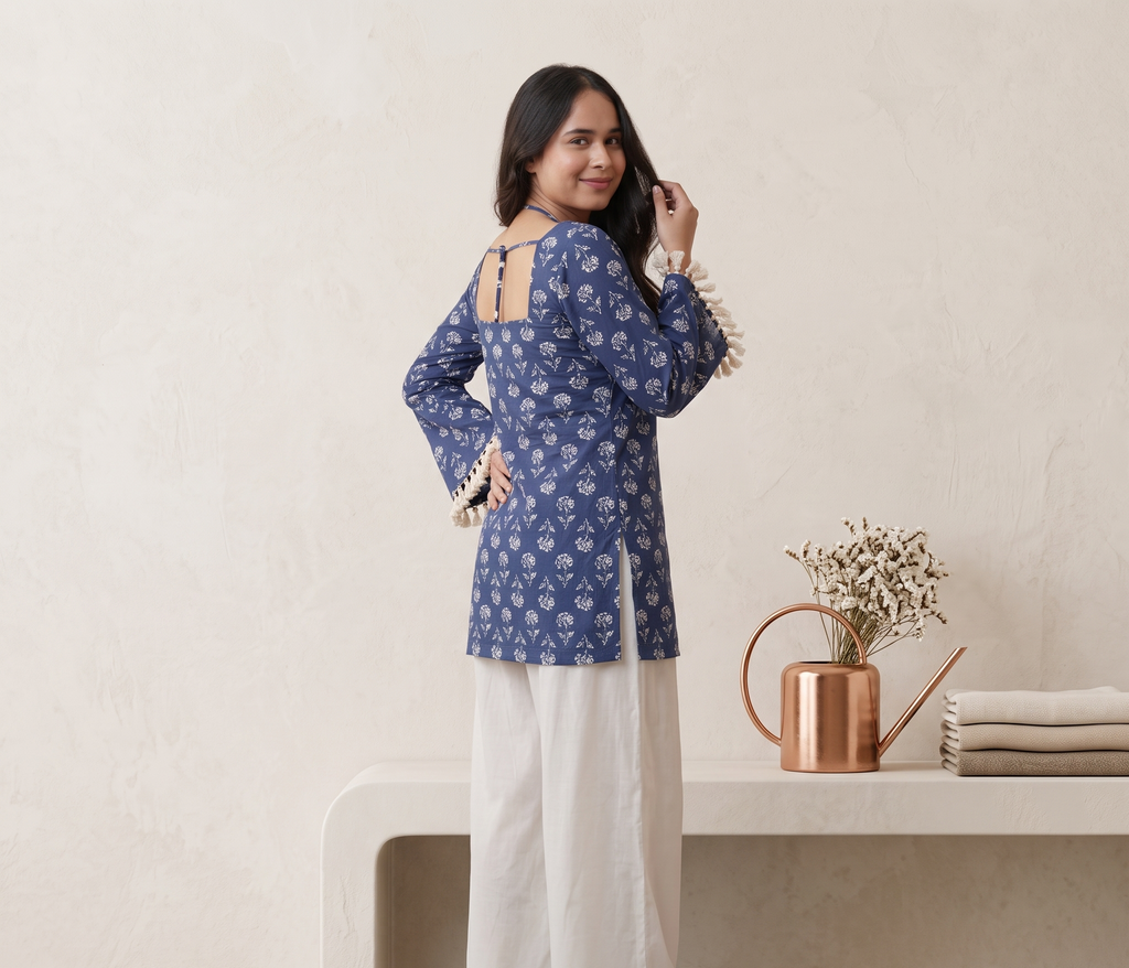 Women Rayon Printed Short Kurti